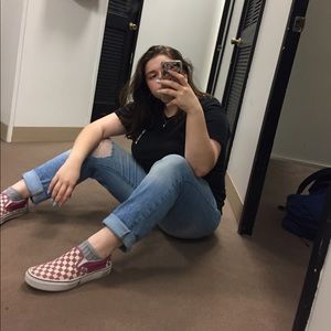 Meet your Posher, Alyssa